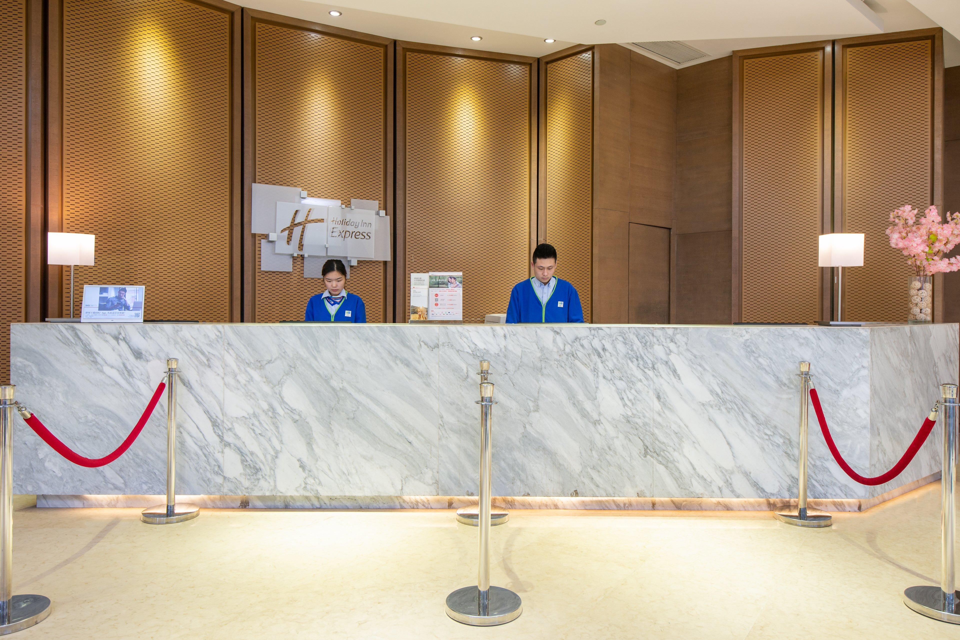 Holiday Inn Express Chengdu West Gate By Ihg Екстериор снимка