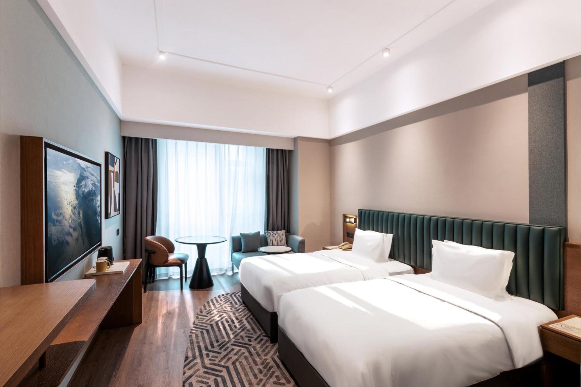 Holiday Inn Express Chengdu West Gate By Ihg Екстериор снимка