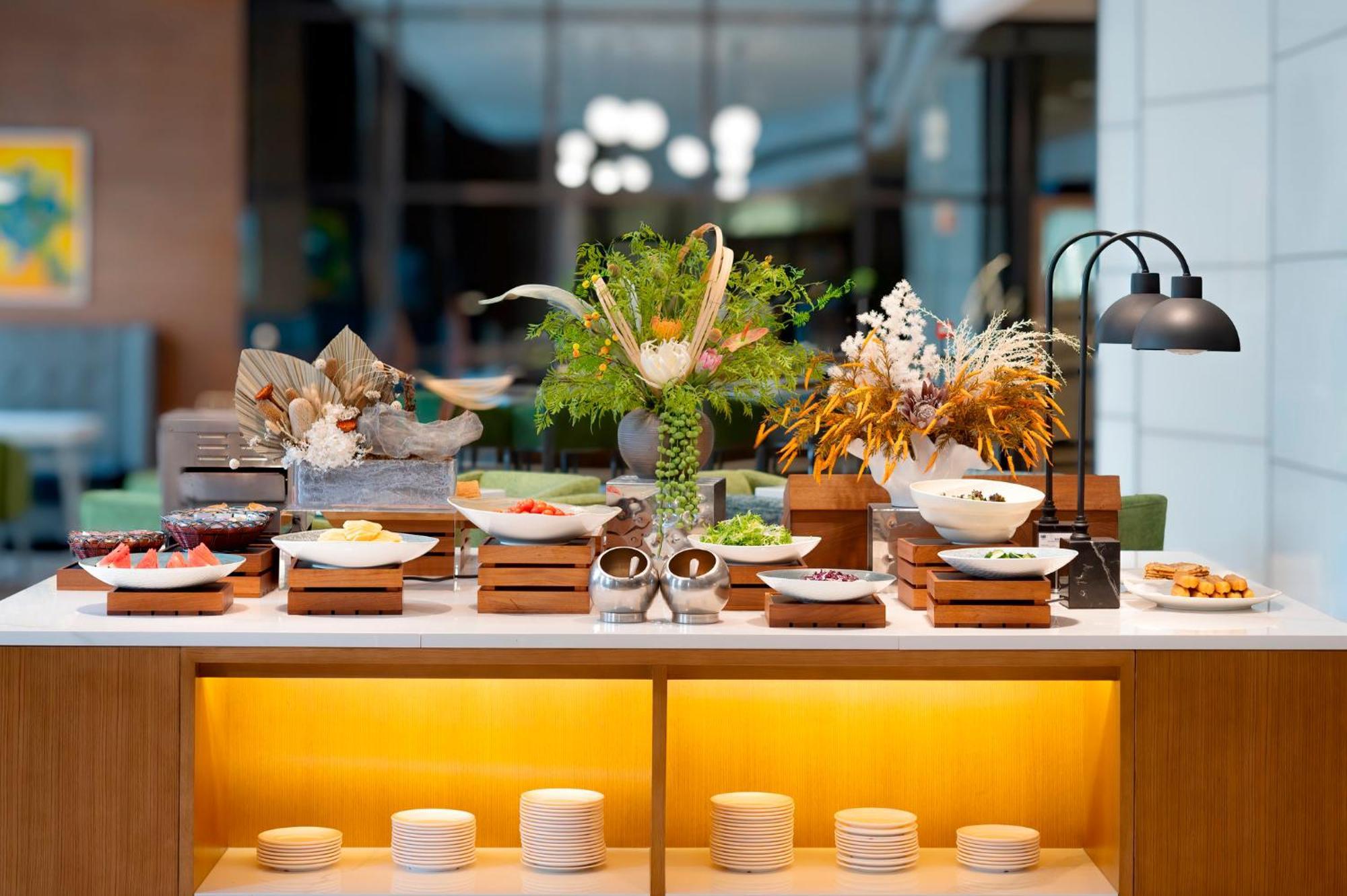Holiday Inn Express Chengdu West Gate By Ihg Екстериор снимка